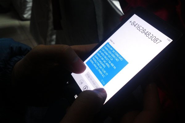 MobiFone, VinaPhone lên tiếng về vụ “móc túi” thuê bao