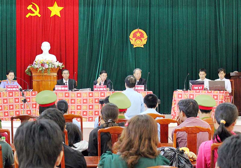 Điểm mới trong thủ tục gi&aacute;m đốc thẩm, t&aacute;i thẩm