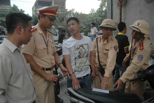 Quốc hội y&ecirc;u cầu tăng cường chống tội phạm