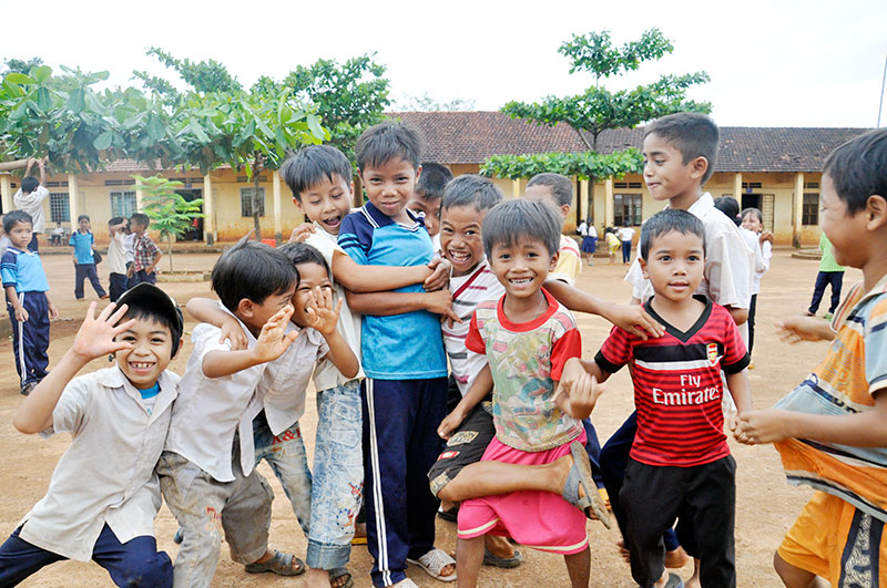 HĐND tỉnh gi&aacute;m s&aacute;t c&ocirc;ng t&aacute;c quy hoạch, đ&agrave;o tạo, sử dụng c&aacute;n bộ DTTS