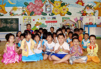 Trường Mẫu giáo măng non Lộc Điền triển khai phổ cập giáo dục mầm non