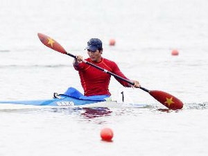 Hà Nội dẫn đầu Giải vô địch đua thuyền Canoeing