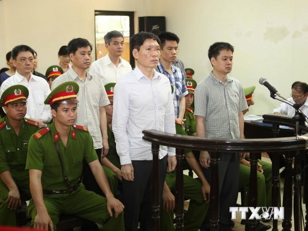 X&eacute;t xử ph&uacute;c thẩm c&ocirc;ng khai vụ Dương Tự Trọng v&agrave; đồng phạm