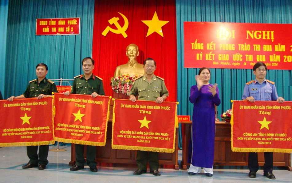 Kh&ocirc;́i s&ocirc;́ 3 k&yacute; kết giao ước thi đua năm 2014