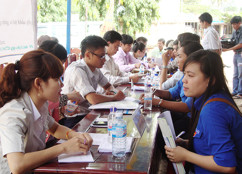 Cần nâng cao hiệu quả hoạt động sàn giao dịch việc làm