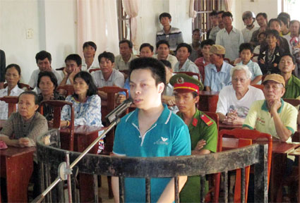 Lãnh án 11 năm tù vì bu&ocirc;n ma túy