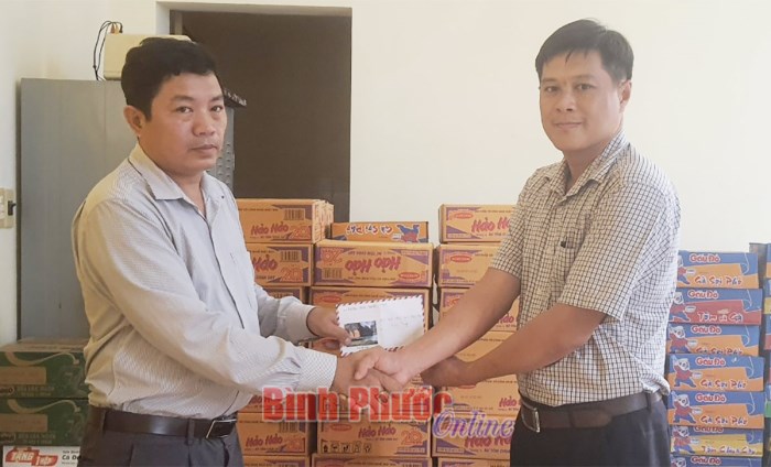 Hướng về khúc ruột miền Trung