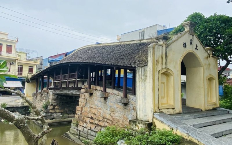Cầu ngói Thượng Nông - kiến trúc “thượng gia hạ kiều” độc đáo của thế kỷ 18