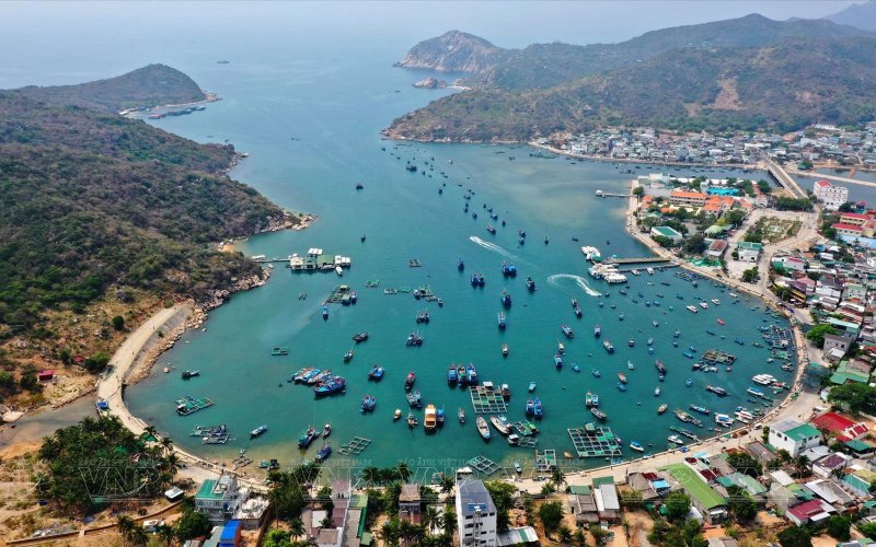 Vịnh Vĩnh Hy: Top 4 vịnh biển đẹp nhất Việt Nam - Binh Phuoc, Tin ...