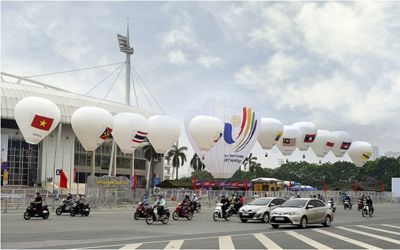 Ngắm khinh khí cầu mang lá cờ các nước tham dự SEA Game 31