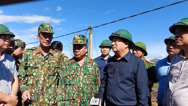 Lở đất ở Quảng Nam: Phó Thủ tướng đến hiện trường chỉ đạo cứu nạn