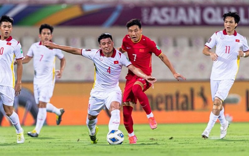 Bàn thua ở phút bù giờ dập tắt 10 phút diệu kỳ của đội tuyển Việt Nam