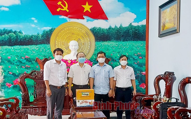 Bù Đốp cần phát huy tinh thần chủ động, sáng tạo trong tuyên truyền phòng, chống dịch