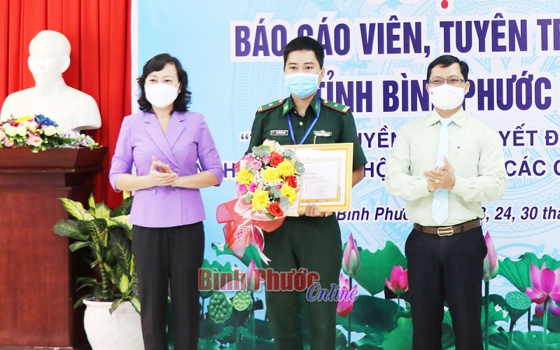 Chung kết, trao giải hội thi báo cáo viên, tuyên truyền viên giỏi cấp tỉnh năm 2021 