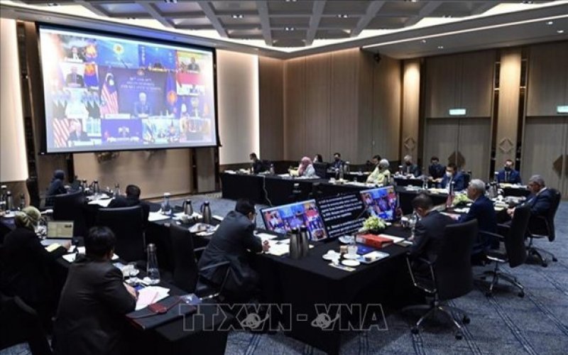 Lãnh đạo Cấp cao Đông Á ra tuyên bố về phục hồi bền vững