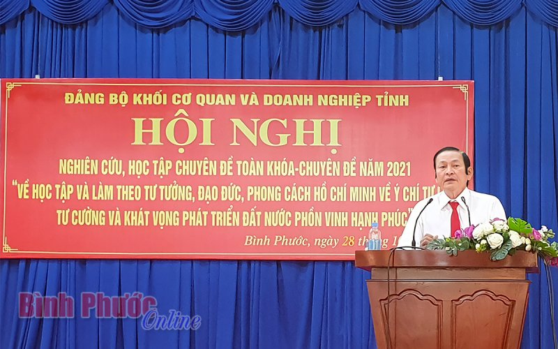 Nêu cao ý chí tự lực, tự cường và khát vọng phát triển đất nước