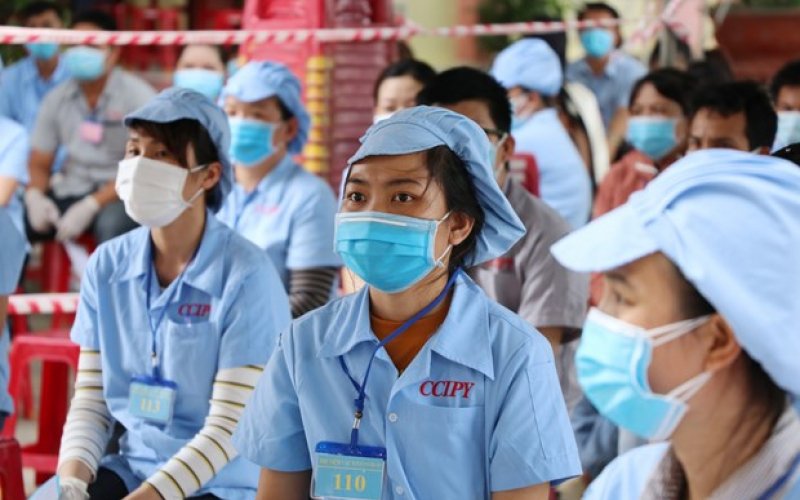 Ngân sách Nhà nước chi 4.360 tỷ đồng hỗ trợ người lao động do Covid-19