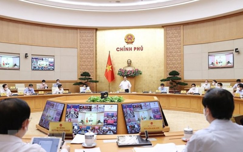 Nghị quyết họp Chính phủ: Xây dựng lộ trình tiêm vaccine cho trẻ em