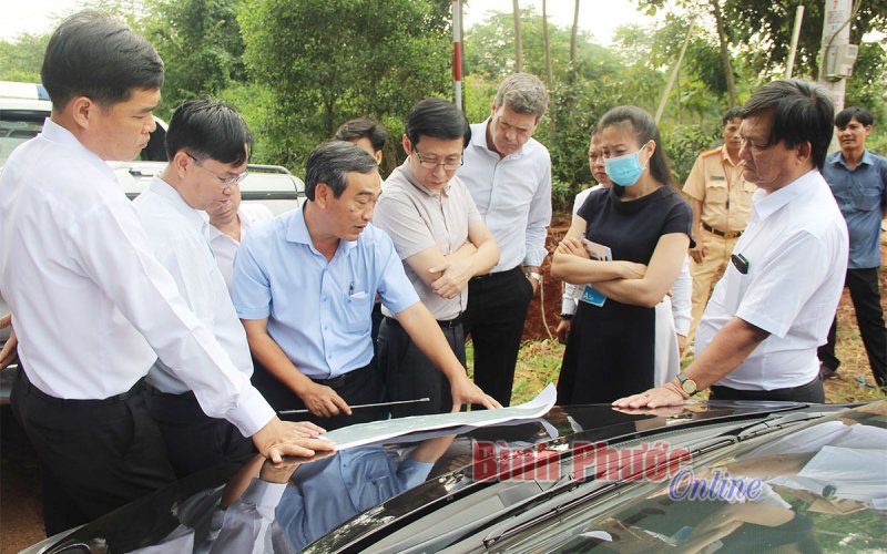 Ổn định để phát triển - phát triển để ổn định (Bài 3)