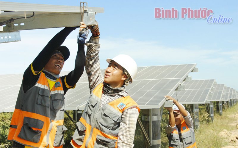 Ổn định để phát triển - phát triển để ổn định (Bài 4)