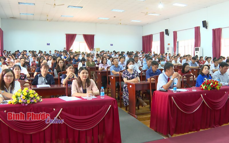 241 thí sinh thi nâng ngạch công chức, thăng hạng chức danh nghề nghiệp viên chức hành chính năm 2021