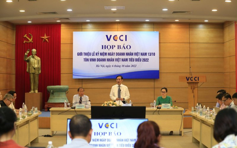 60 doanh nhân sẽ được trao tặng danh hiệu 'Doanh nhân Việt Nam tiêu biểu' năm 2022