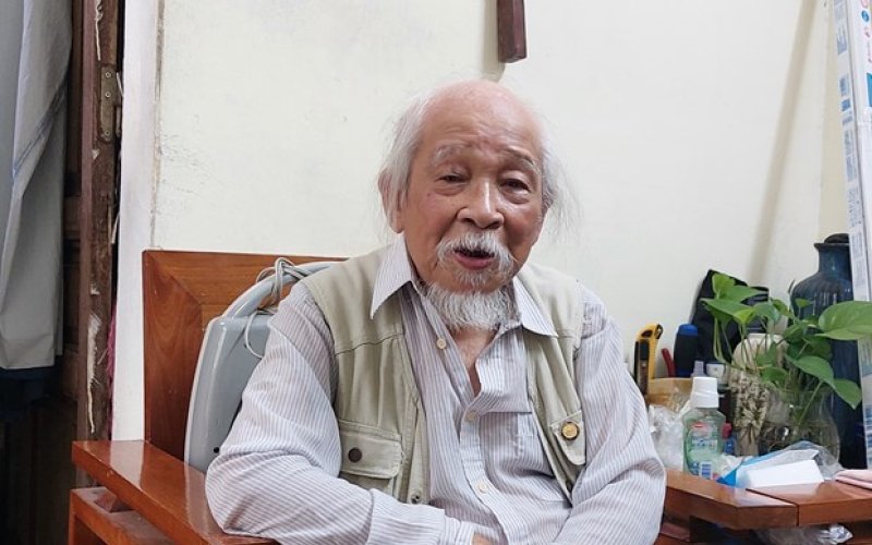 68 năm Giải phóng Thủ đô: Người kể chuyện Hà Nội qua những bức ảnh