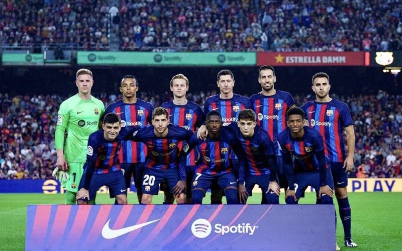 Barcelona xuống chơi tại Europa League. Vì đâu nên nỗi?
