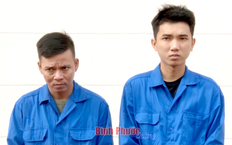 Bắt 2 đối tượng mua bán trái phép chất ma túy