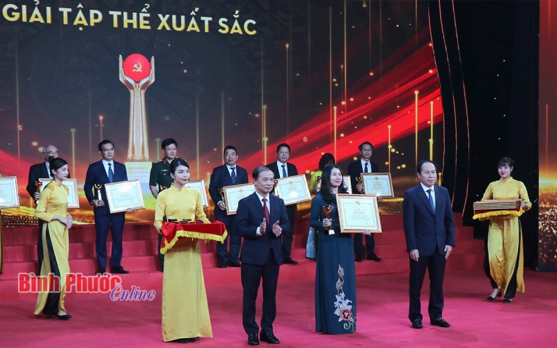 Bình Phước đoạt giải tập thể xuất sắc Cuộc thi viết chính luận về bảo vệ nền tảng tư tưởng của Đảng