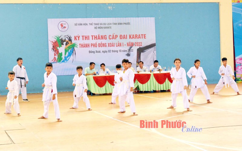 Bình Phước: Hơn 160 võ sinh Karate thi thăng cấp đai lần I, năm 2022