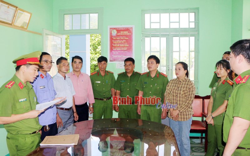 Bình Phước: Khởi tố, bắt tạm giam nguyên kế toán Văn phòng HĐND và UBND huyện Bù Đăng