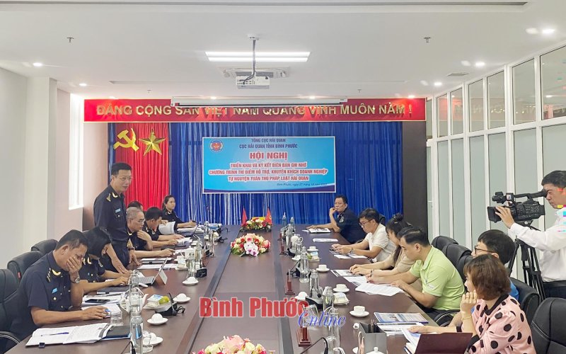 Bình Phước: Thí điểm hỗ trợ, khuyến khích doanh nghiệp tự nguyện tuân thủ pháp luật hải quan