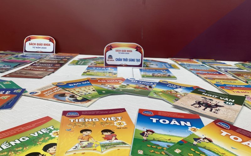 Bộ GD&ĐT sẽ tăng cường giám sát tuyển chọn tác giả, thực nghiệm sách giáo khoa
