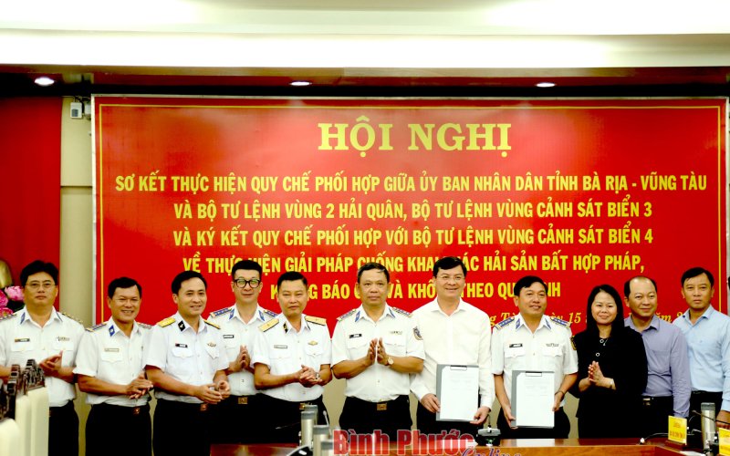 Bộ Tư lệnh Vùng Cảnh sát biển 4 và UBND tỉnh Bà Rịa - Vũng Tàu ký kết phối hợp quản lý thủy sản