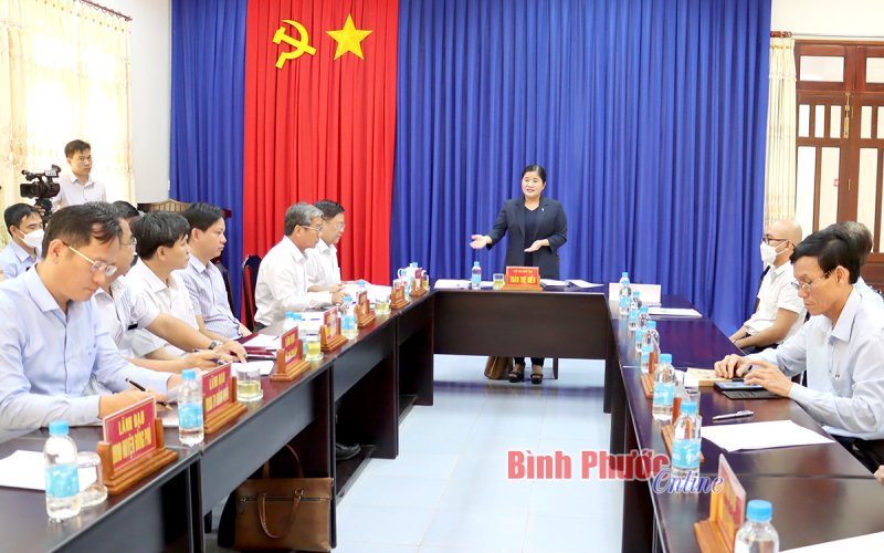 Chủ tịch UBND tỉnh Trần Tuệ Hiền tiếp công dân định kỳ