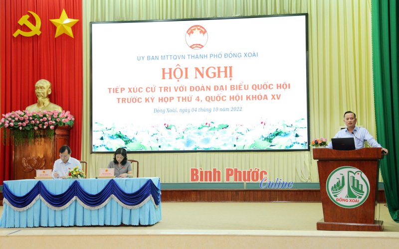 Đại biểu Quốc hội tỉnh tiếp xúc cử tri thành phố Đồng Xoài 