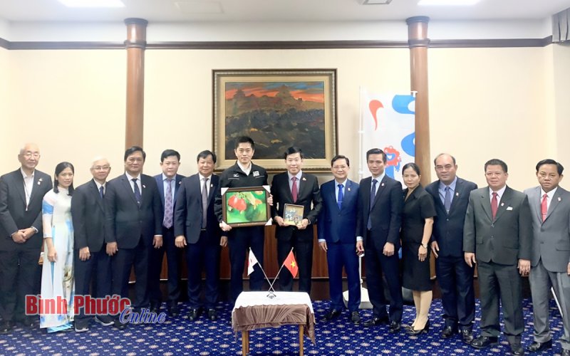 Đoàn công tác tỉnh Bình Phước thăm và làm việc tại TP. Osaka, Nhật Bản