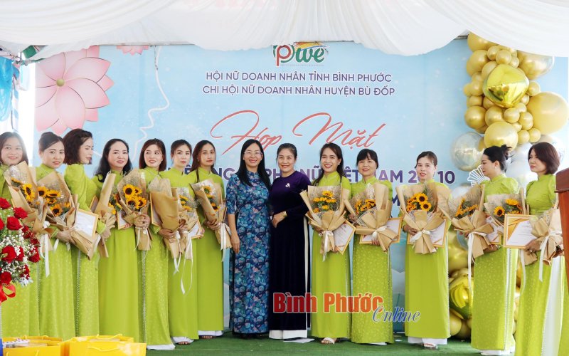 Họp mặt nữ doanh nhân huyện Bù Đốp
