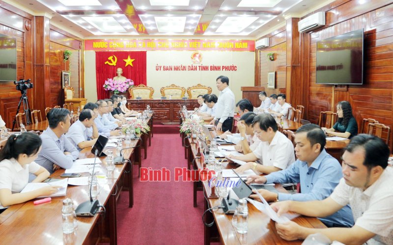 Lãnh đạo tỉnh Bình Phước tiếp doanh nghiệp định kỳ