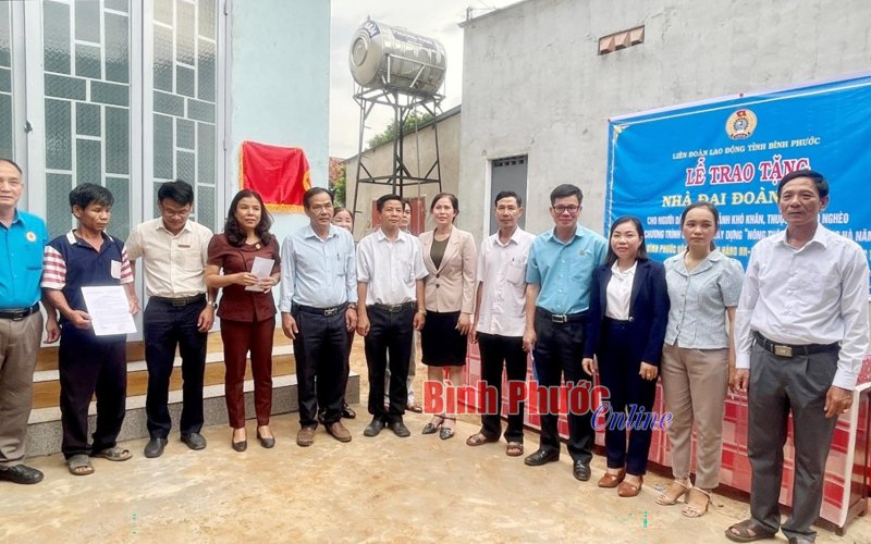 Liên đoàn Lao động Phú Riềng với chuỗi hoạt động hướng về cơ sở 