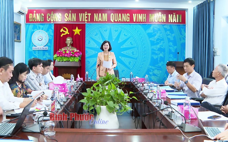 Nghiệm thu đề tài ứng dụng tiến bộ KH&CN trong chăn nuôi bò thịt chất lượng cao