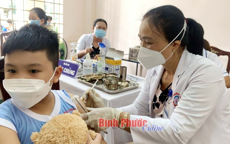 Phải hoàn thành đợt tiêm vắc xin phòng Covid-19 lần thứ 15 trước ngày 25-10