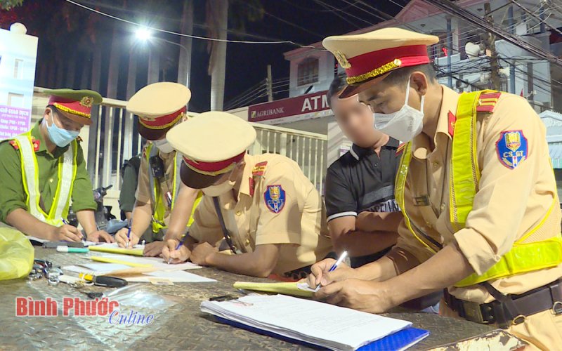 Quyết tâm lập lại trật tự an toàn giao thông