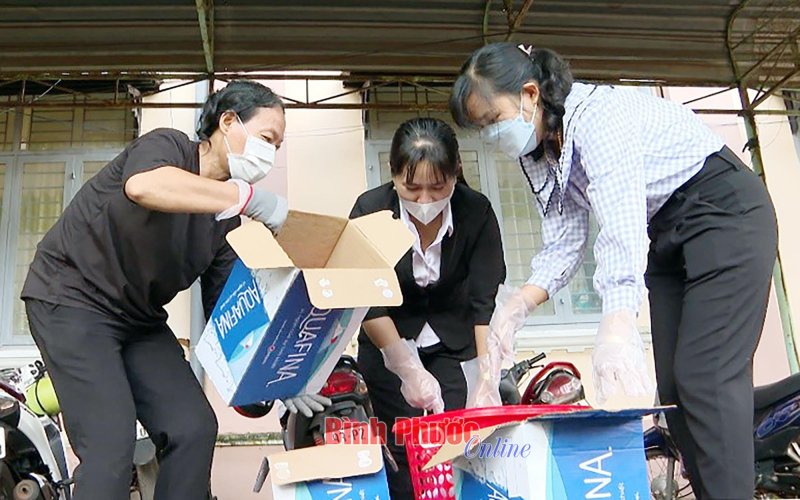 Thu gom phế liệu, bảo vệ môi trường