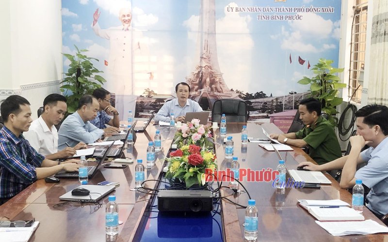 TP. Đồng Xoài: Phấn đấu đến ngày 7-10, cơ bản làm sạch dữ liệu tiêm vắc xin Covid-19