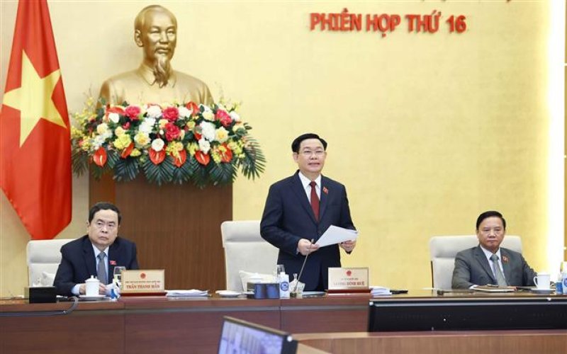 Ủy ban Thường vụ Quốc hội thảo luận phương án điều chỉnh tiền lương và các vấn đề quan trọng khác