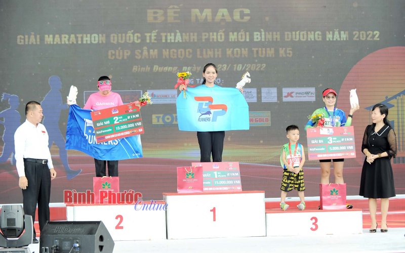 VĐV điền kinh Bình Phước chinh phục thành công giải Marathon quốc tế thành phố mới Bình Dương