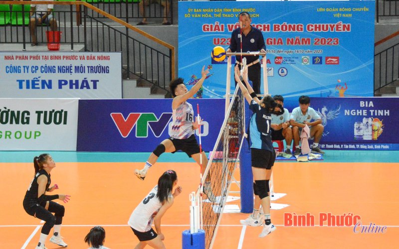 3 đội toàn thắng sau ngày thi đấu thứ 5