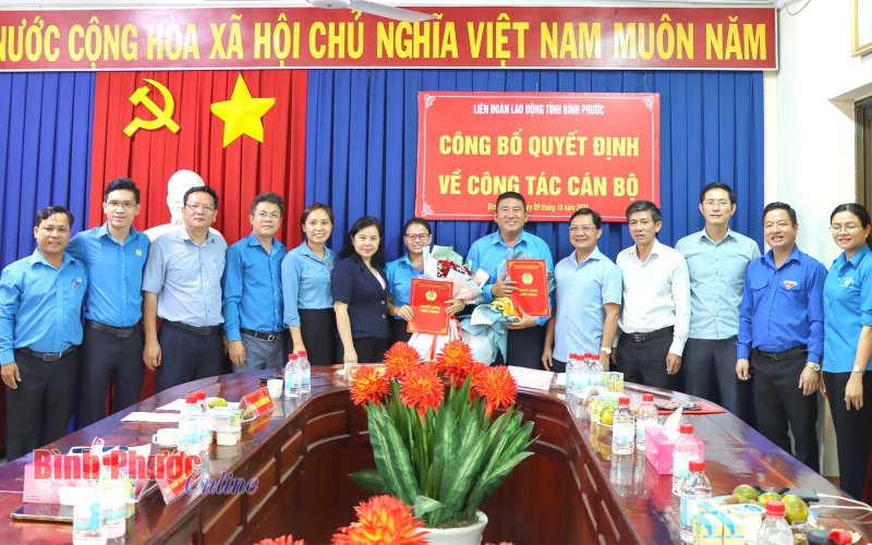 Công bố các quyết định về công tác cán bộ tại thành phố Đồng Xoài